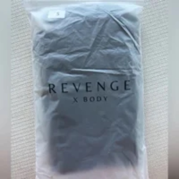 NWOT Revenge x Body Long Bodysuit in greyNew without tags women’s small revenge - Picture 3 of 3